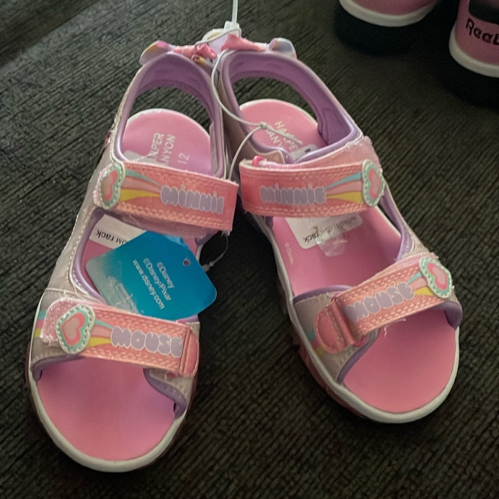 Minnie mouse shoes